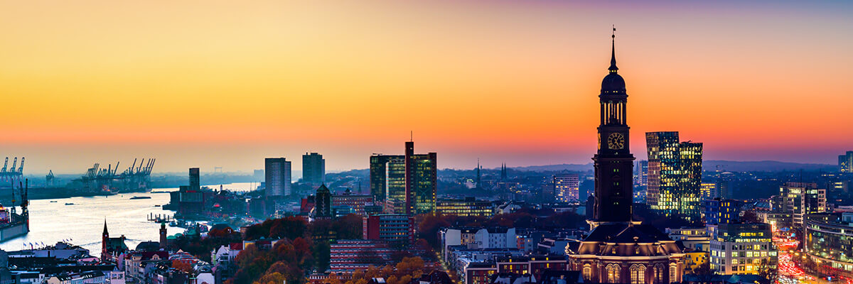 panoramic aerial view of downtown hamburg 1200x400